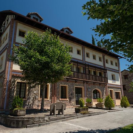Casa Forestal Аїнса Екстер'єр фото