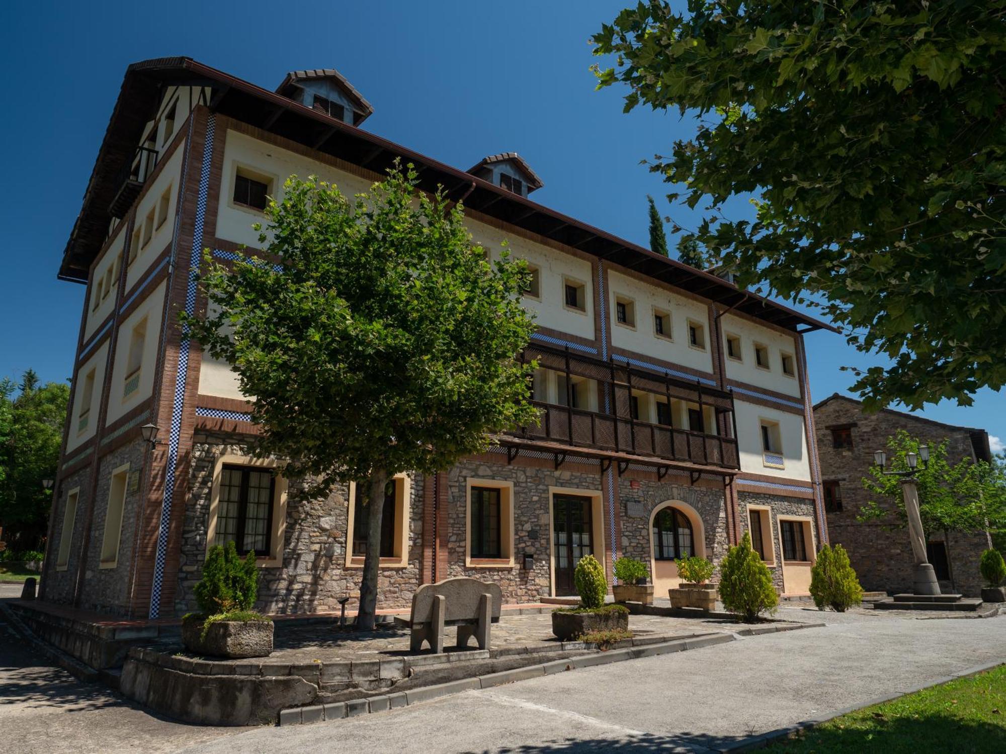 Casa Forestal Аїнса Екстер'єр фото
